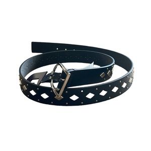 No Boundaries Diamond Shape Studded Belt